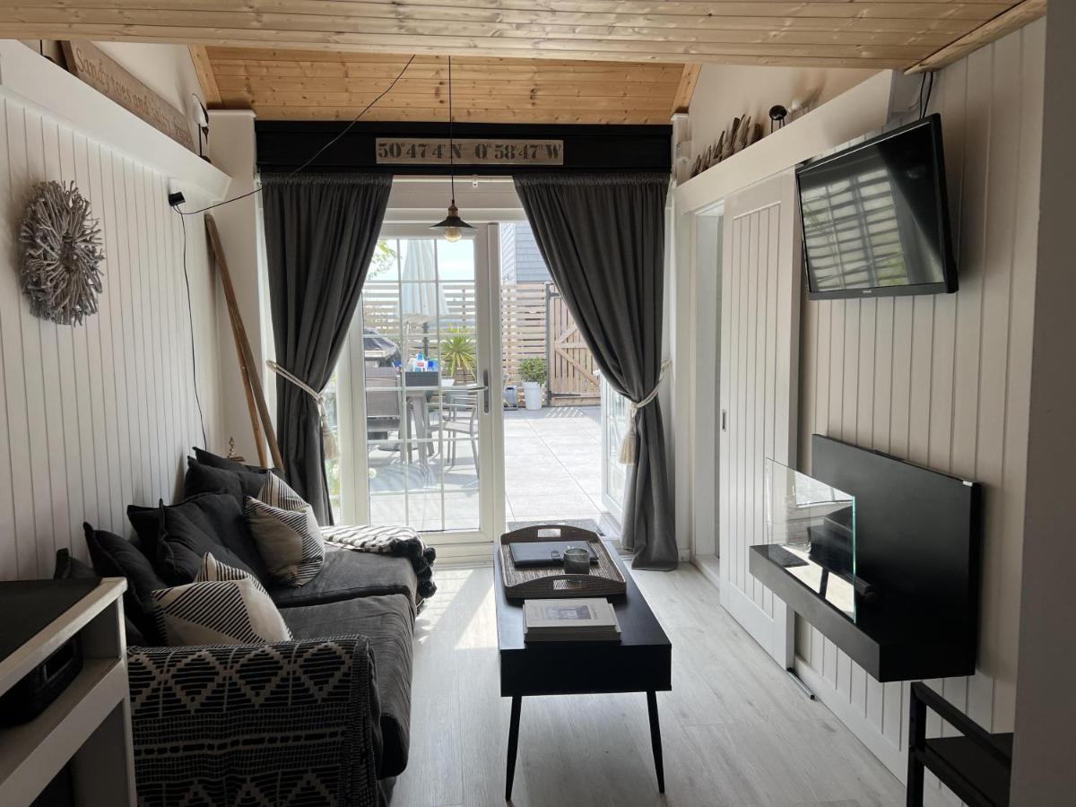 Seaside Cabin Retreat In Hayling Island South Hayling Exteriér fotografie