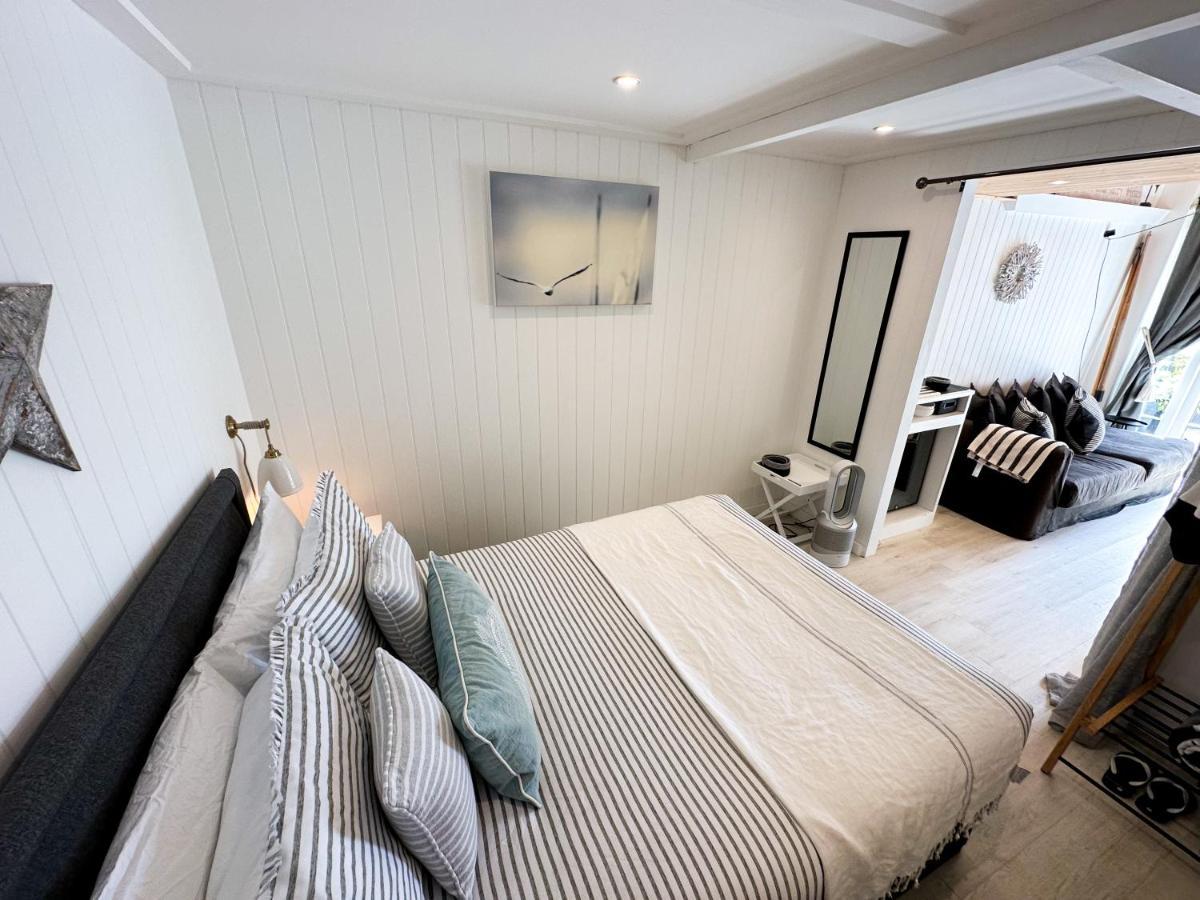 Seaside Cabin Retreat In Hayling Island South Hayling Exteriér fotografie