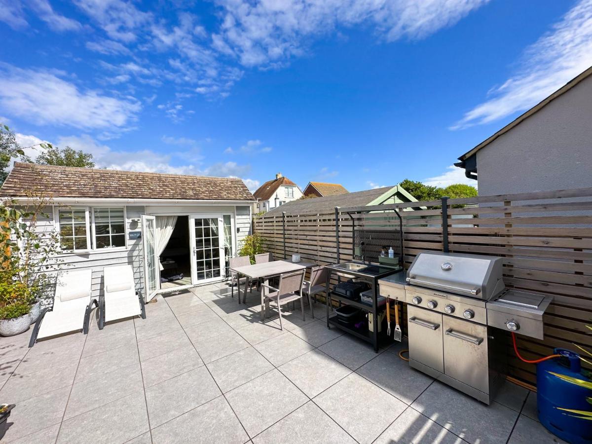 Seaside Cabin Retreat In Hayling Island South Hayling Exteriér fotografie