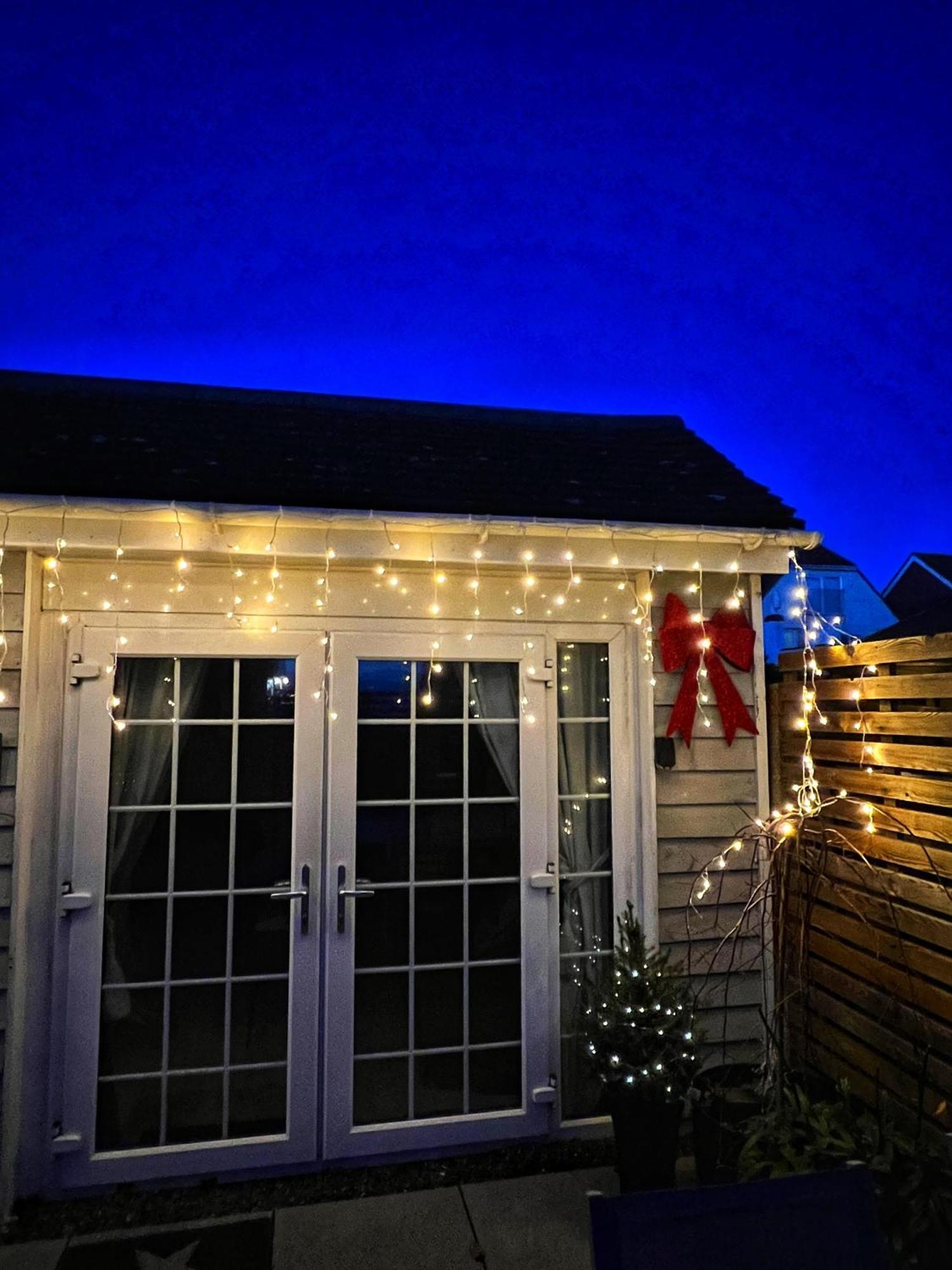Seaside Cabin Retreat In Hayling Island South Hayling Exteriér fotografie